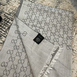 Gucci Scarf - Grey (sold)